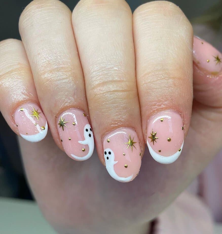 Trick Or Treat Yourself with 39 Simple Halloween Nails You’ll Love