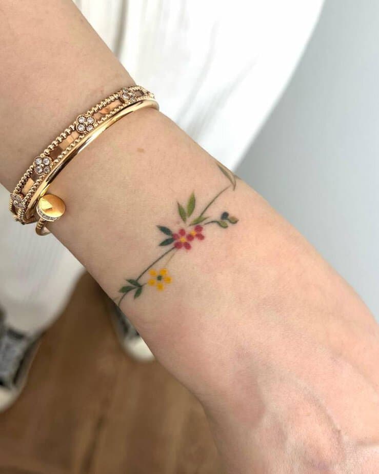 18. Sweet little floral band