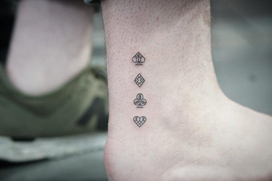 20 Amazing Card Tattoos That8217ll Ace Any Ink Appointment 17