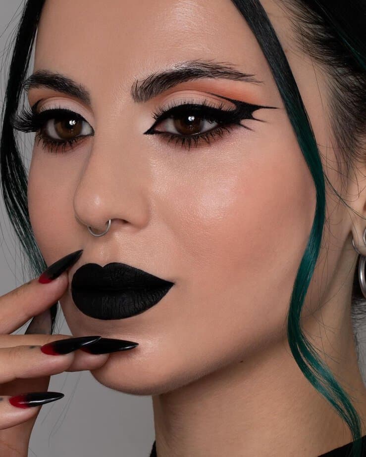 33 Easy Halloween Makeup Looks To Dominate The Spooky Season