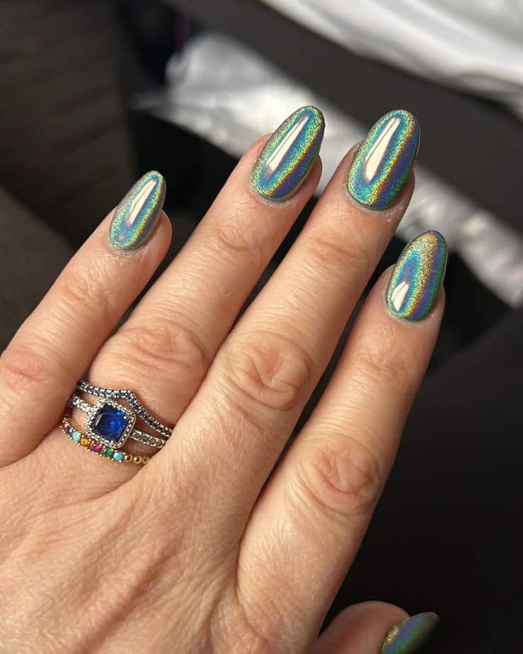 24. Iridescent magic for every occasion