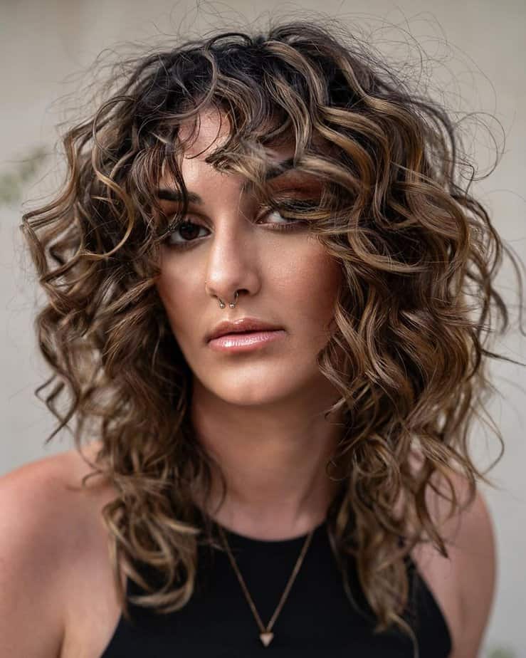 40 Curly Balayage Hair Ideas That Will Curl Your Toes