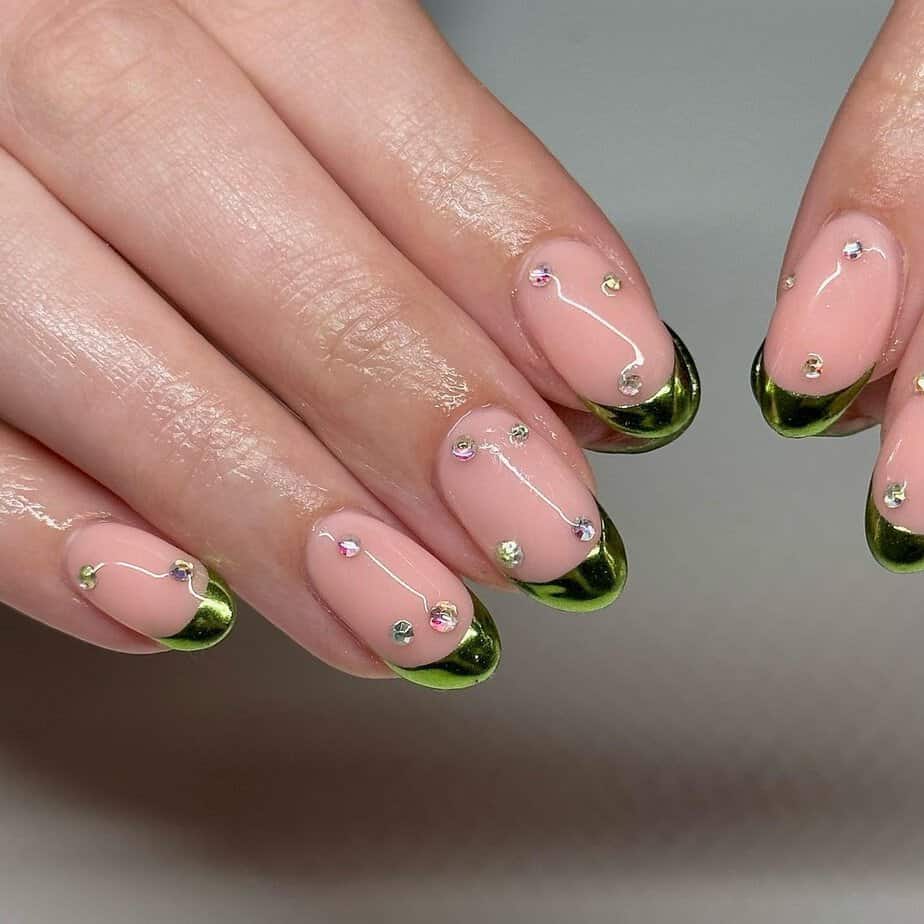 40 Gorgeous Green Chrome Nail Ideas To Make Everyone Green With Envy