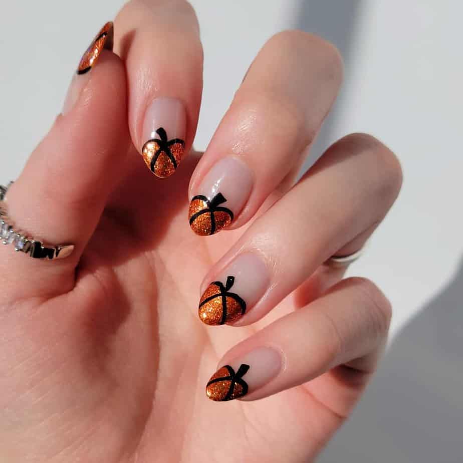 Trick Or Treat Yourself with 39 Simple Halloween Nails You’ll Love