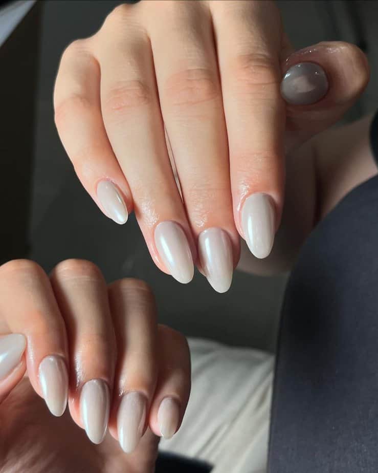 Explore These Stunning 34 Shades Of Gray Nails