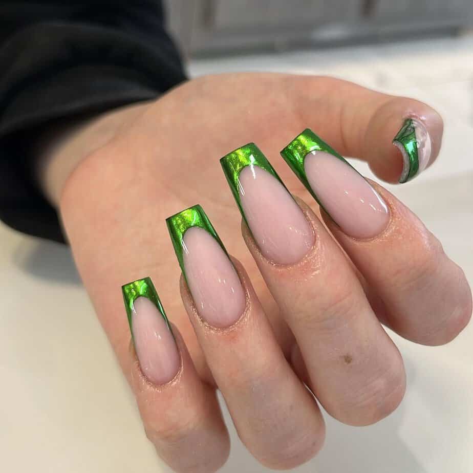 40 Gorgeous Green Chrome Nail Ideas To Make Everyone Green With Envy