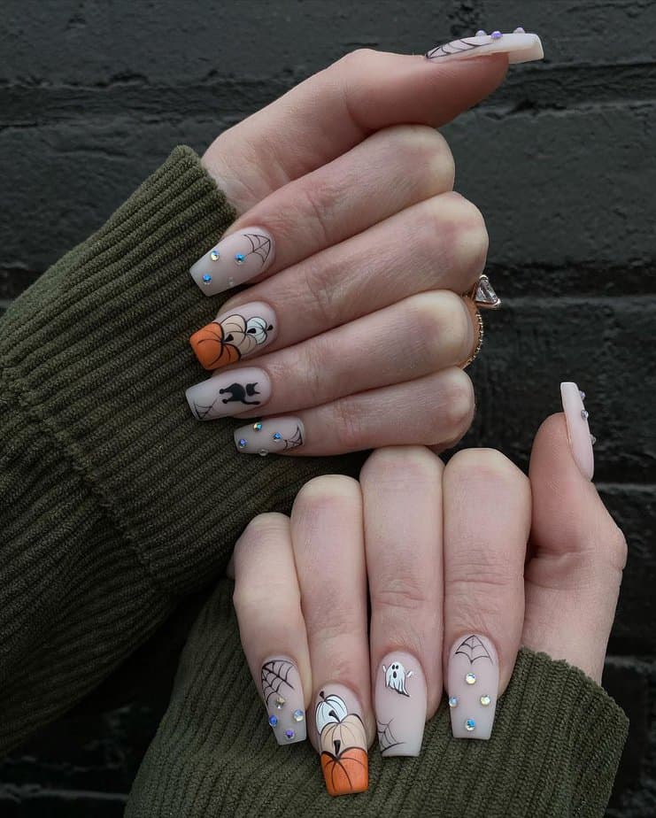 36 Creative Nail Ideas For October To Perfect Your Fall Vibe