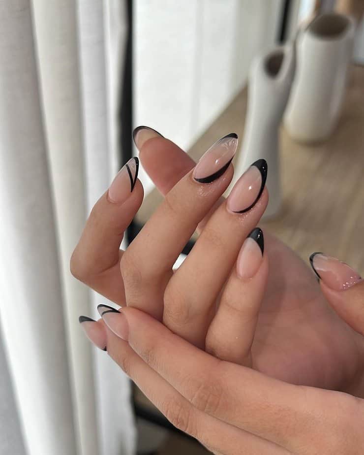 36 Creative Nail Ideas For October To Perfect Your Fall Vibe