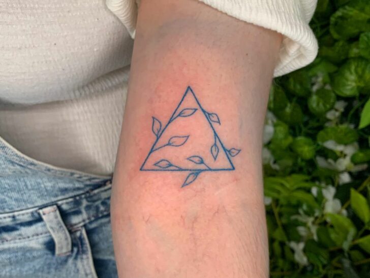 20 Delicate Blue Ink Tattoo Ideas To Wrap You in Warmth