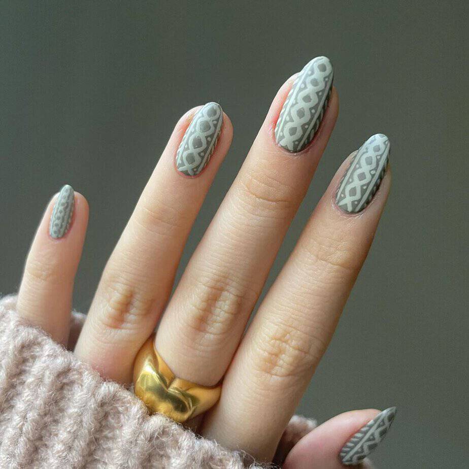 32 Cute Sweater Nails To Warm Up Your Tips