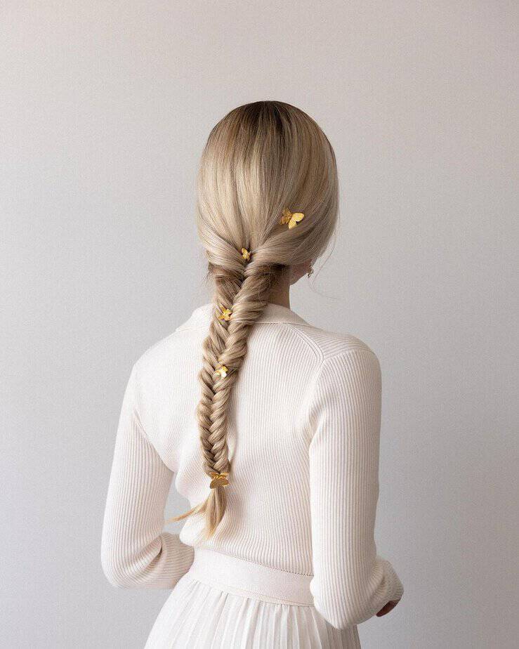 Fishtail braided ponytail