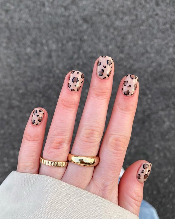 30 Fabulous Leopard Nails That’ll Have You Feeling Fierce