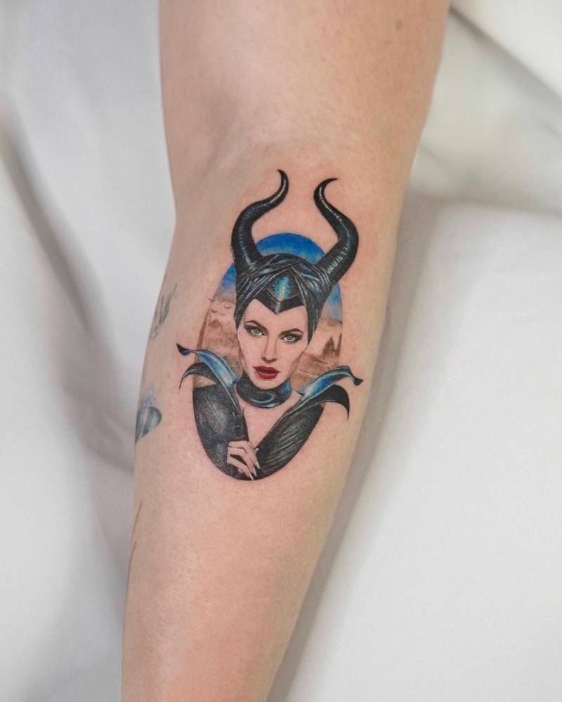 18 Ink-tastic Maleficent Tattoos hat Will Cast A Spell On You