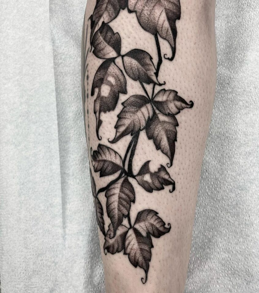 20 Stunning Poison Ivy Tattoo Ideas To Express Your Wild Side