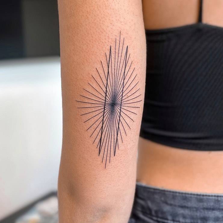 19 Innovative Op Art Tattoos To Get Your Mind Twisted