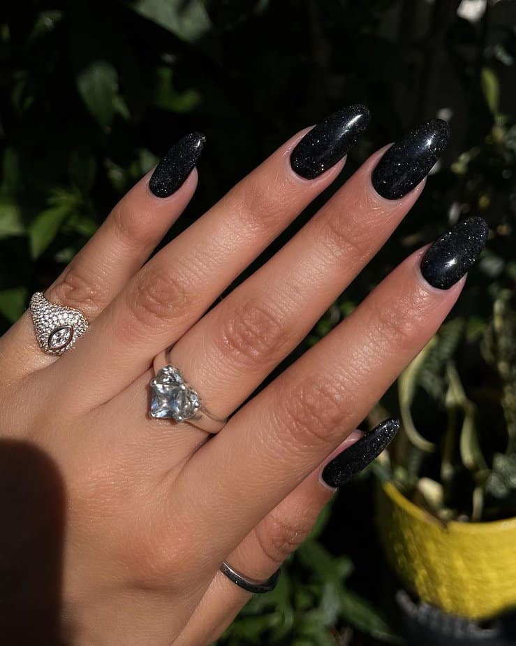 34 Mesmerizing Black Glitter Nails With A Cosmic Twinkle