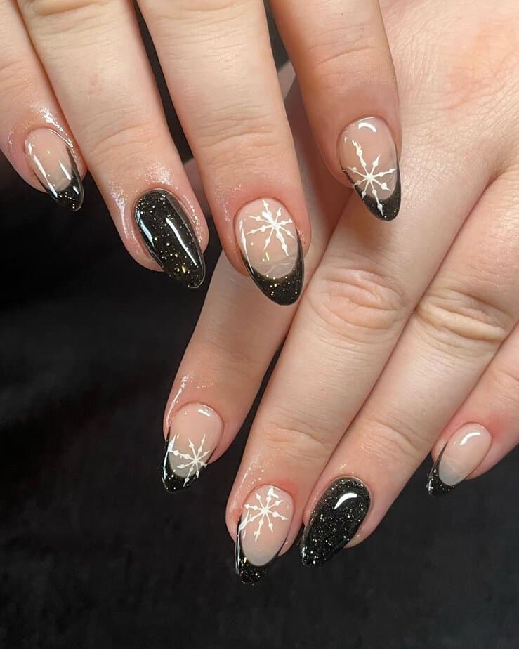 34 Mesmerizing Black Glitter Nails With A Cosmic Twinkle