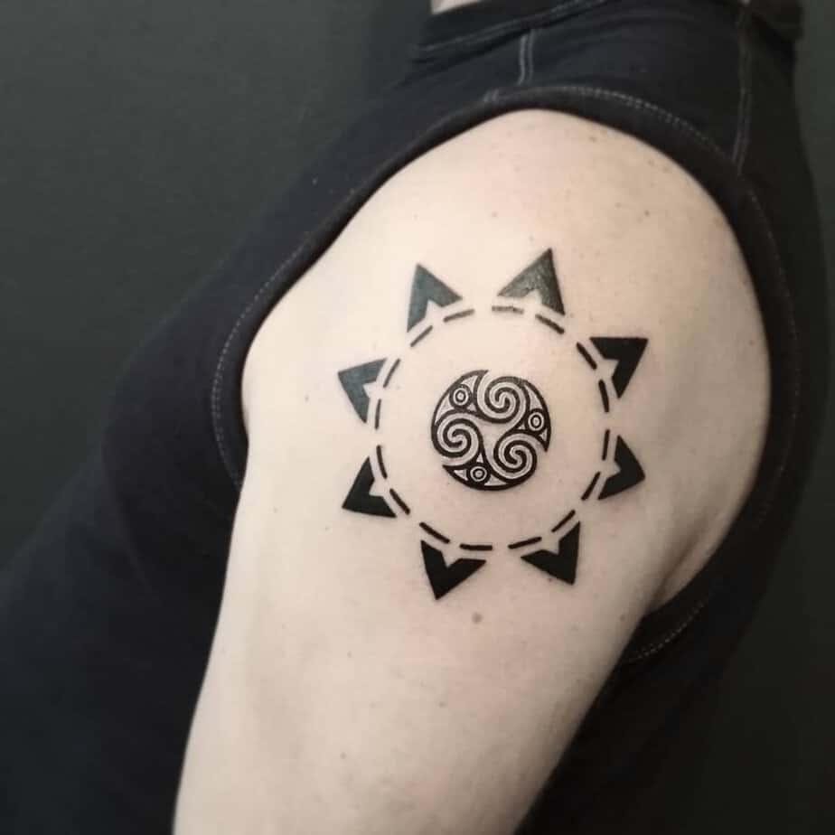 18 Unique Triskelion Tattoos To Make You Feel Inspired