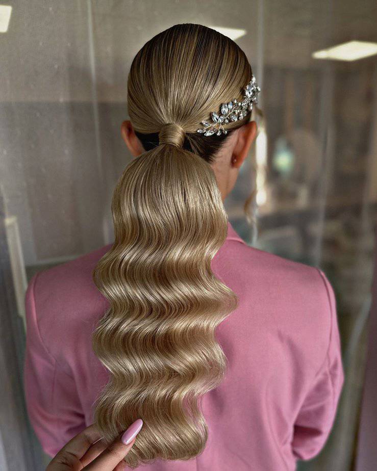 30 Gorgeous Prom Ponytail Hairstyles To Steal The Show