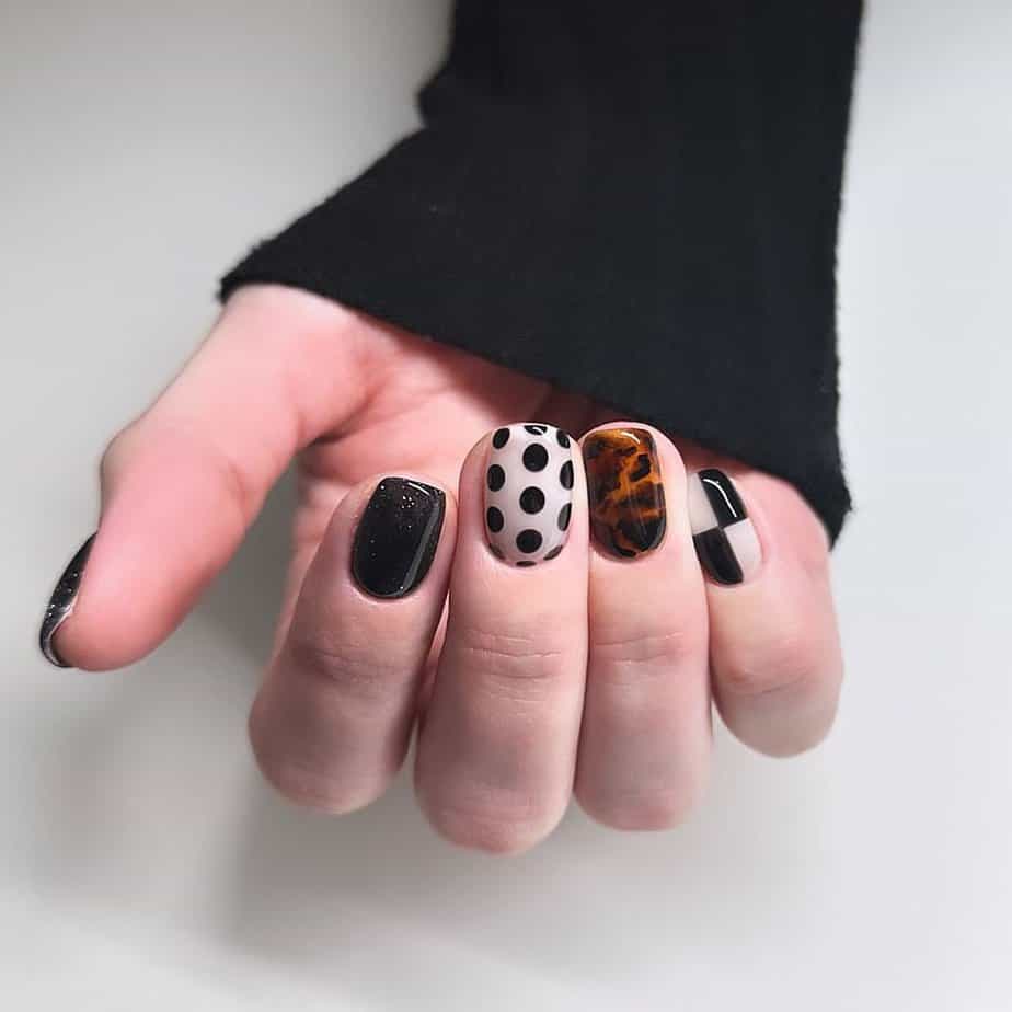 Whimsical tortoise manicure