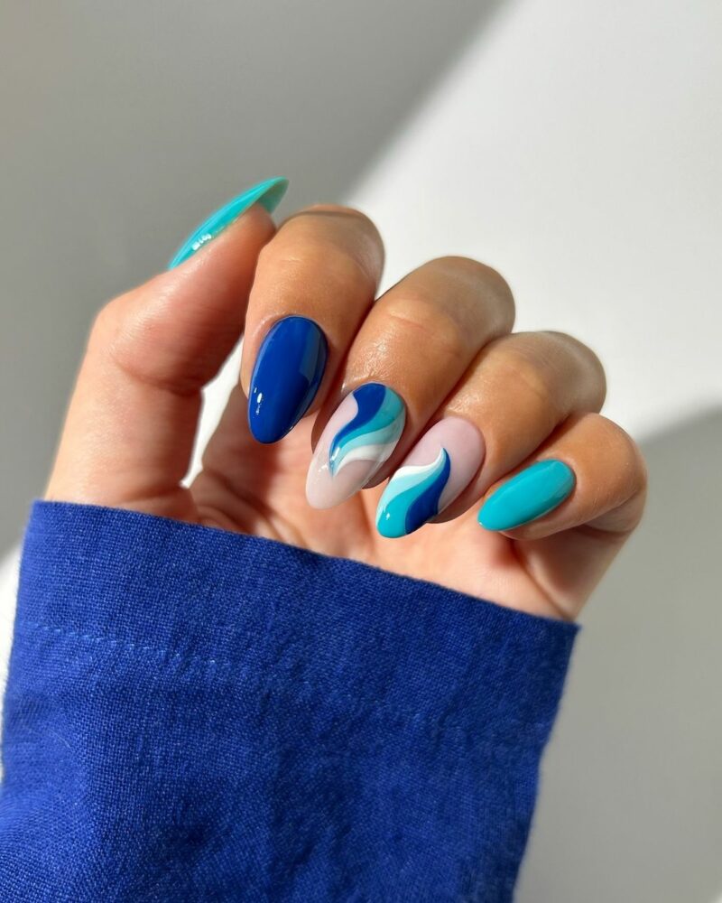 ocean blue swirls rings from @luvaj 🫶nails nailinspo nailart naildesign bluenails fallnails autumnnails