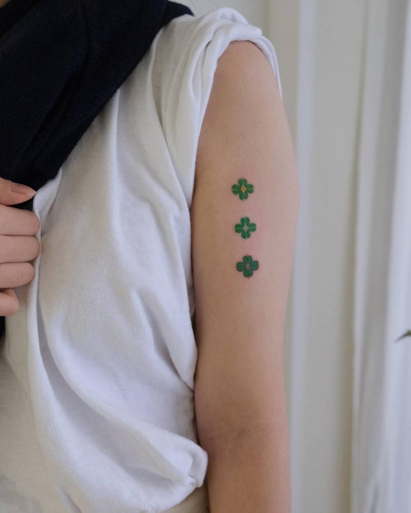 20 Four Leaf Clover Tattoo Ideas To Bring You Luck