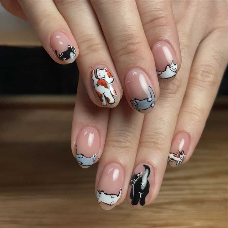 31 Purrfectly Cute Cat-Themed Nail Designs