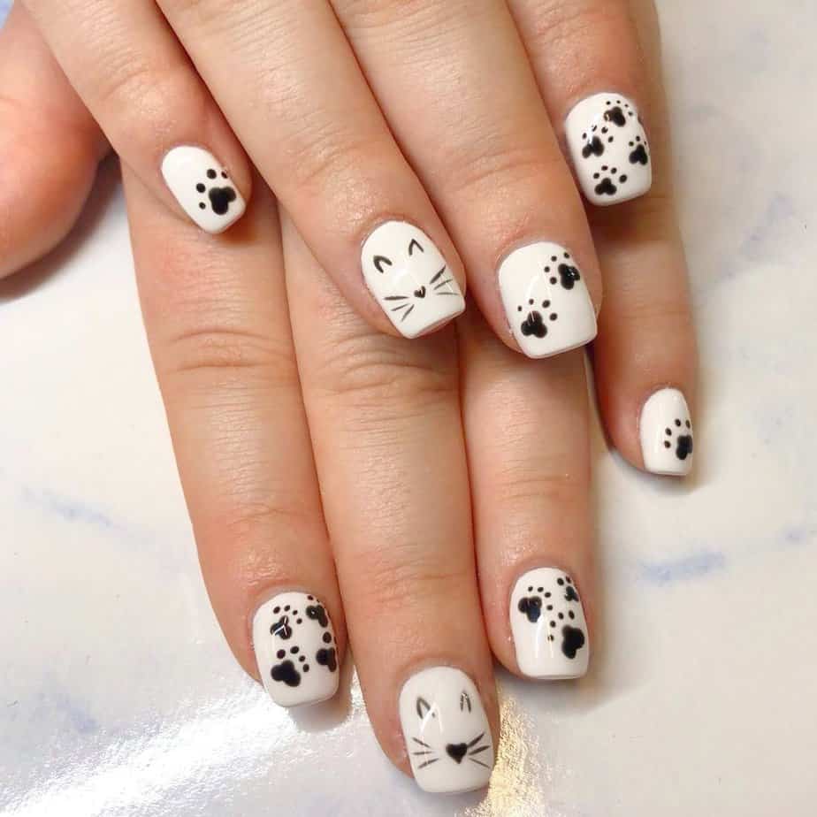 31 Purrfectly Cute Cat-Themed Nail Designs