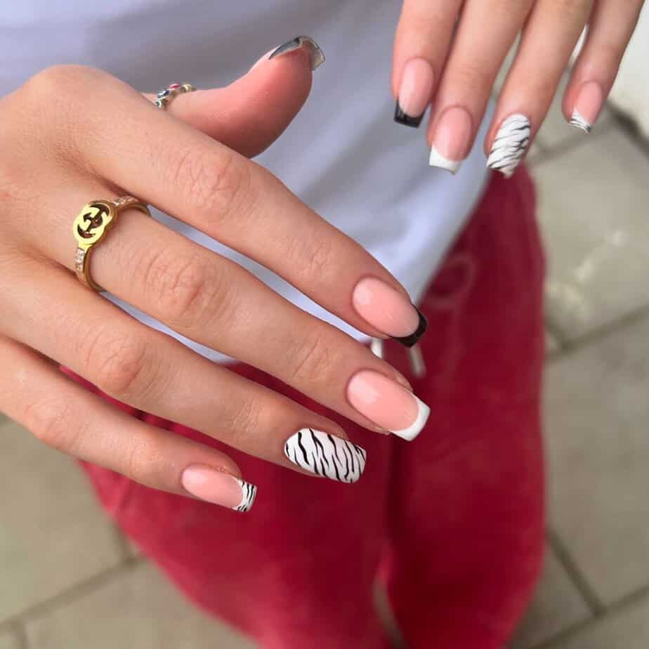 37 Beautiful Zebra Nails That Are Pure Magic