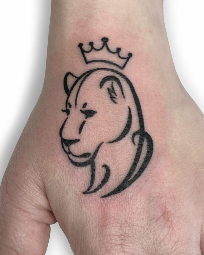 20 Mesmerizing Lioness Tattoo Ideas For The True Queen Of The Jungle