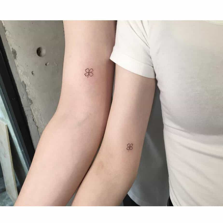 2. Matching clover tattoos for besties