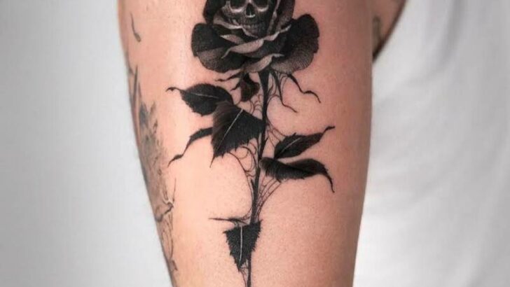 20 Unique Black Rose Tattoo Ideas