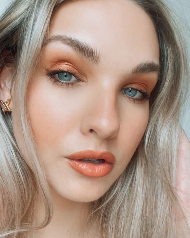 40 Trendiest Pumpkin Spice Makeup Looks For Fall Of 2024