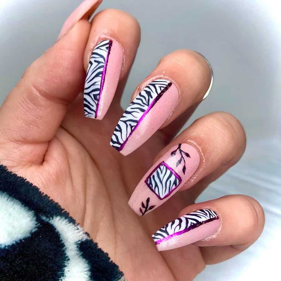 37 Beautiful Zebra Nails That Are Pure Magic