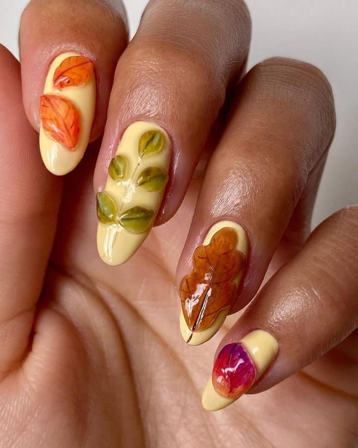 35 Unique Leaf Nails to Express Joy and Creativity