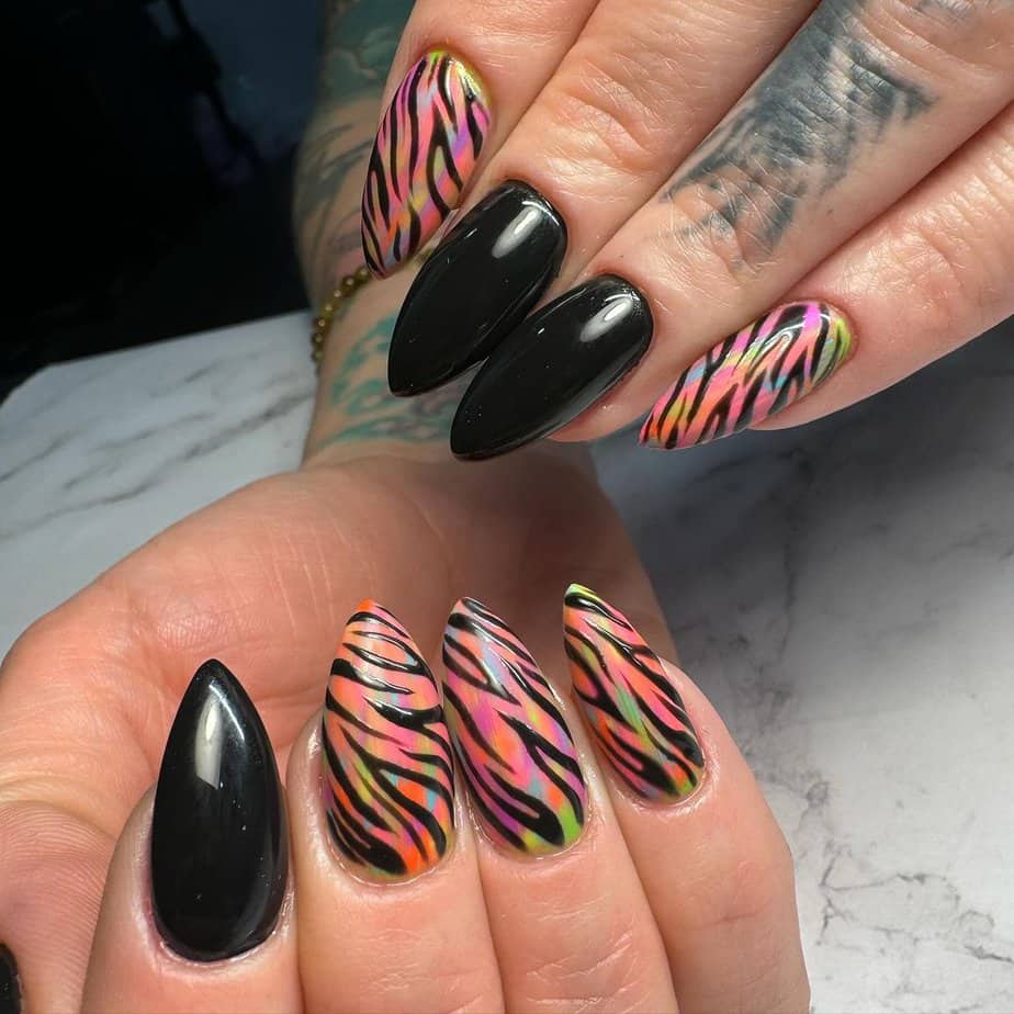 37 Beautiful Zebra Nails That Are Pure Magic