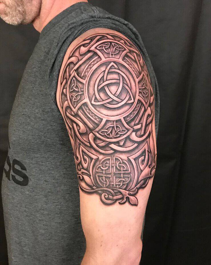 Get Tangled In These 20 Incredible Celtic Knot Tattoos