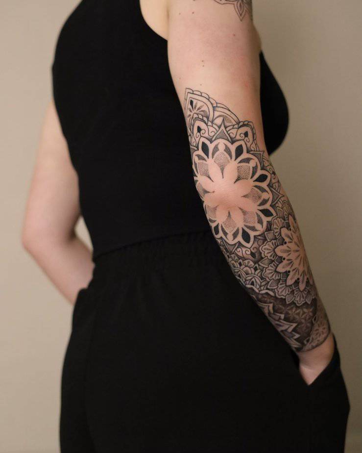 20 Mind-Blowing Half Sleeve Tattoos for Women