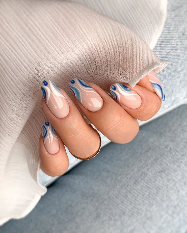 35 Captivating Medium-Length Nails That Will Draw All Eyes