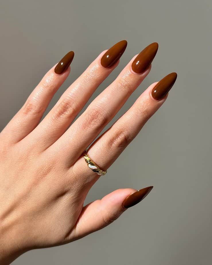 Chocolate nails