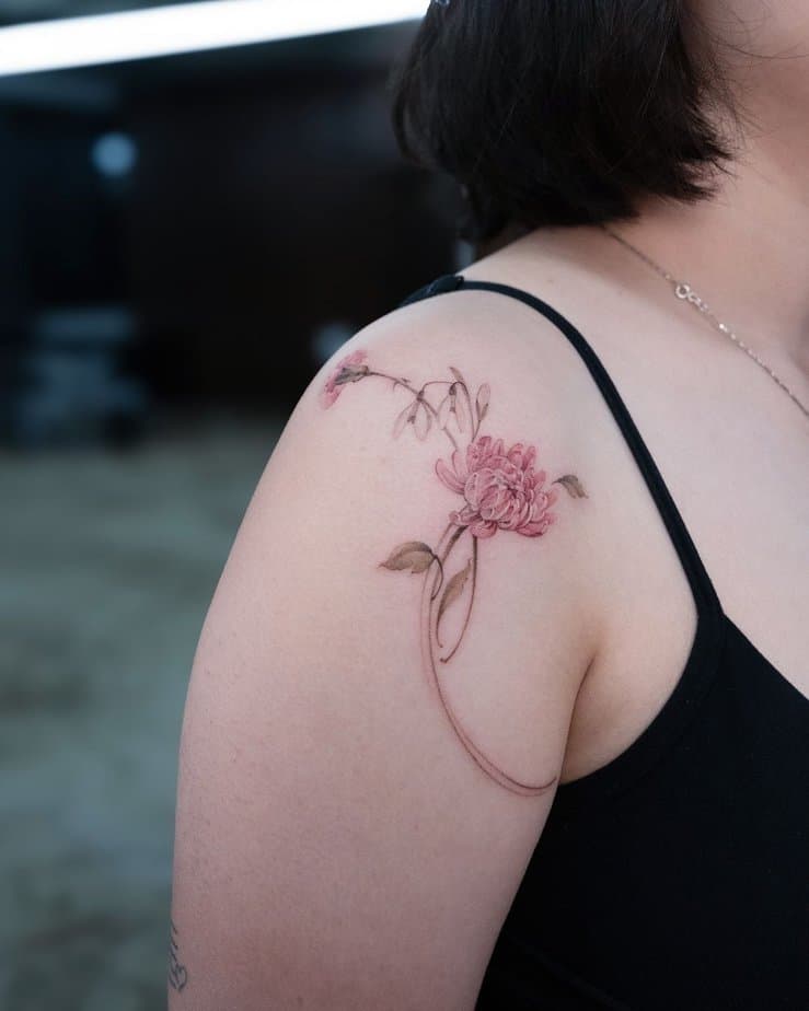 Chrysanthemum on the shoulder