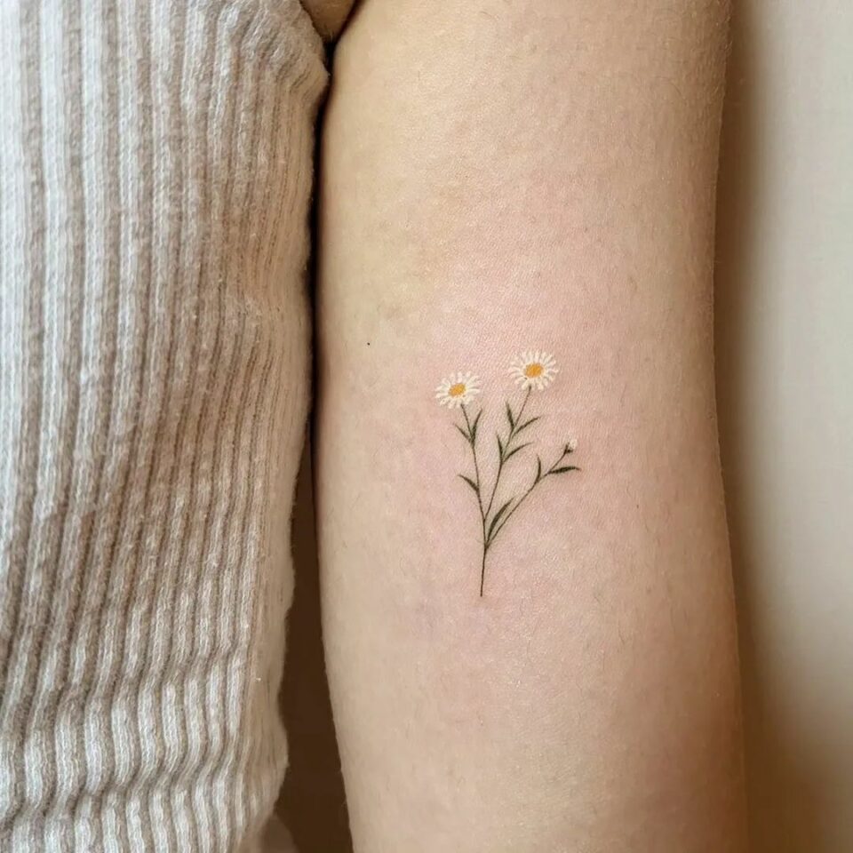 24 Stunning Birth Flower Tattoos To Honor Each Month