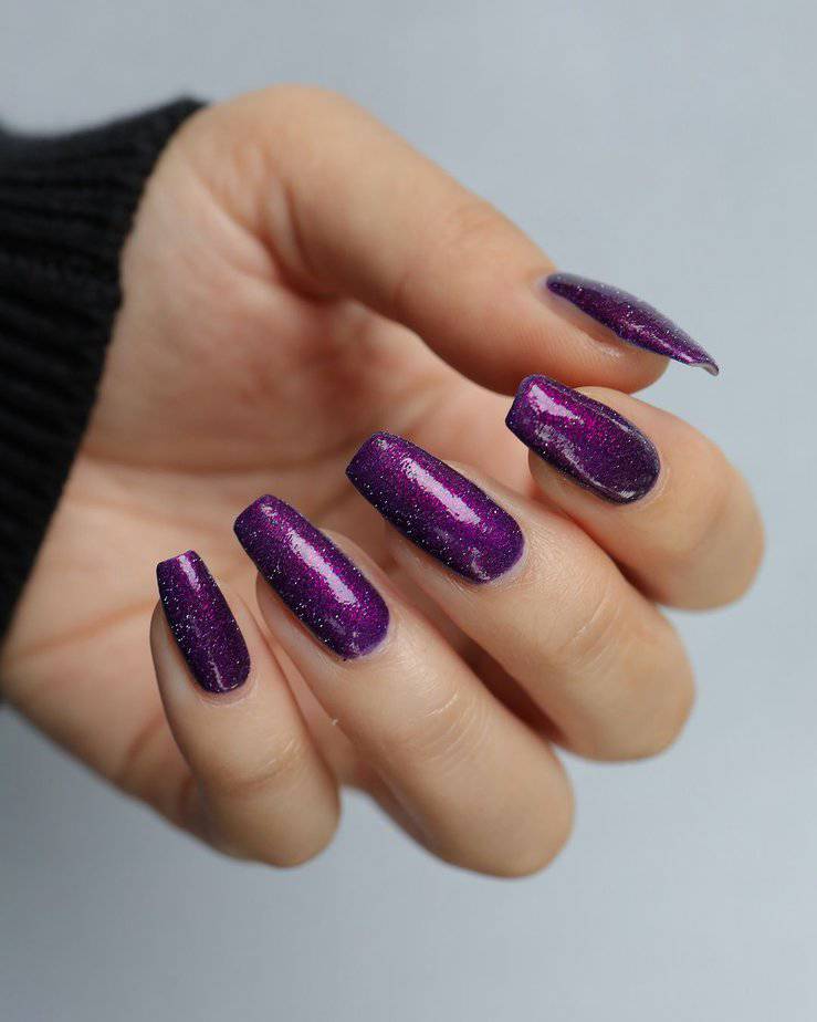 32 Gorgeous New Year's Nails for a Stylish Celebration