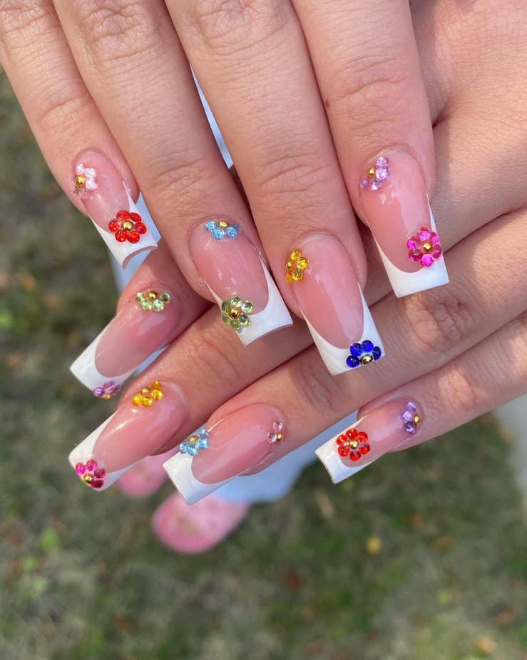 Flower gem nails