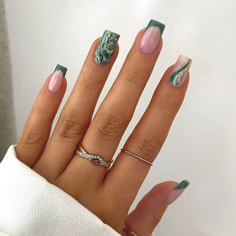 Green holiday nails