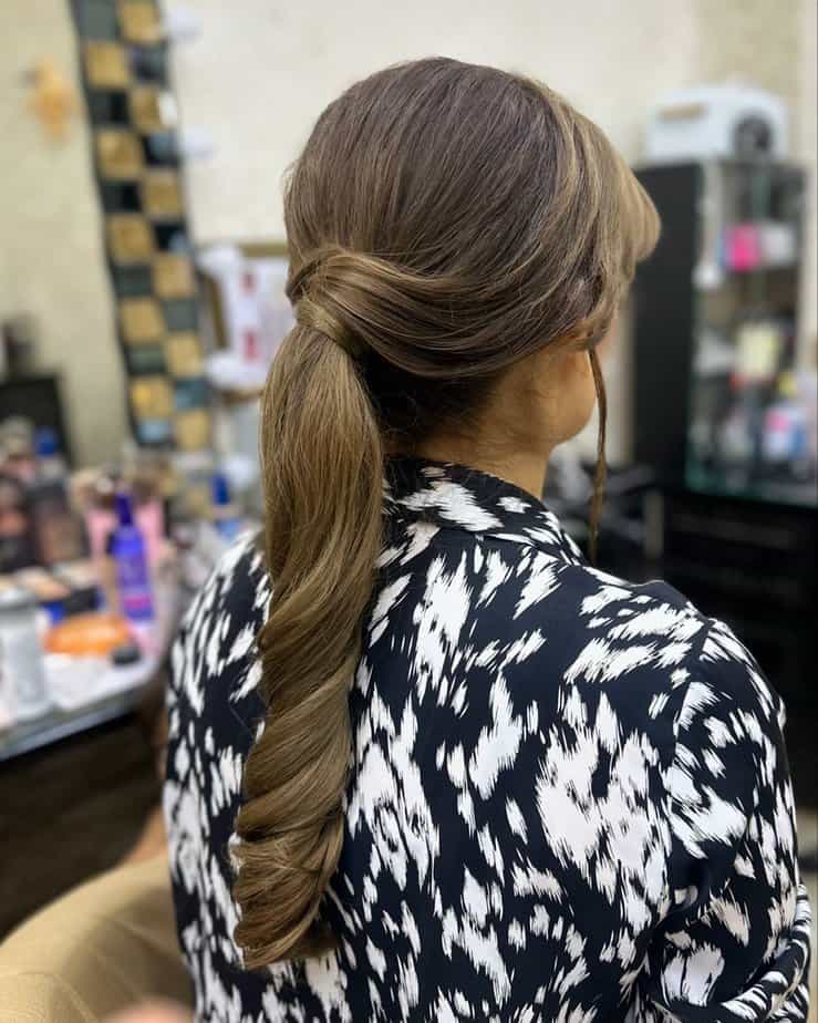 35 Beautiful Teacher Hairstyles To Shine In The Classroom