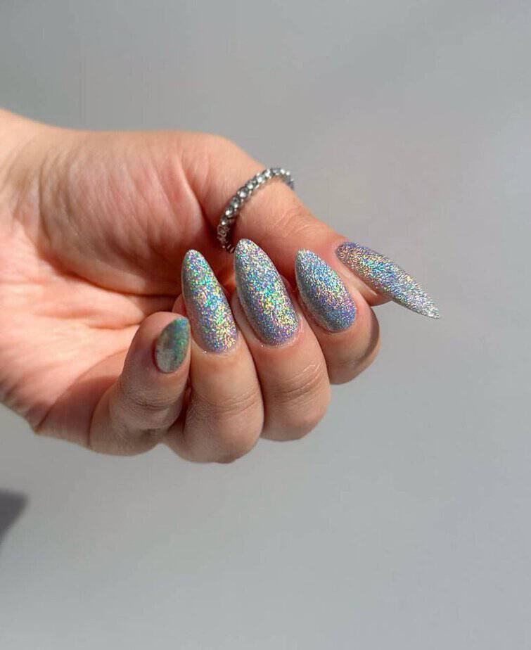 32 Gorgeous New Year's Nails for a Stylish Celebration