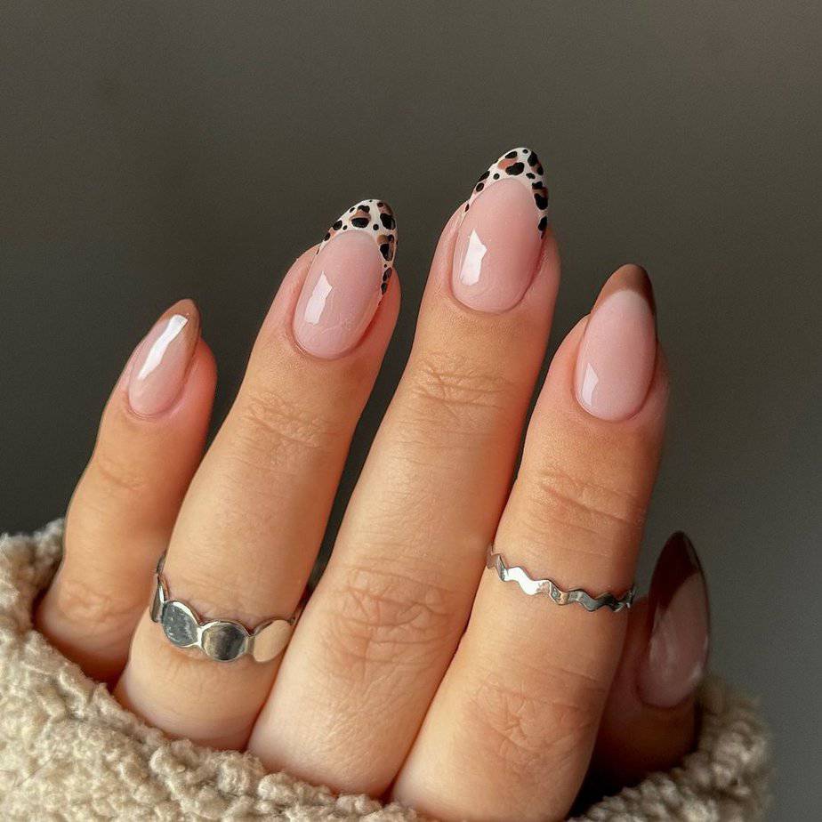 35 Gorgeous Graduation Nails To Make You Steal The Show