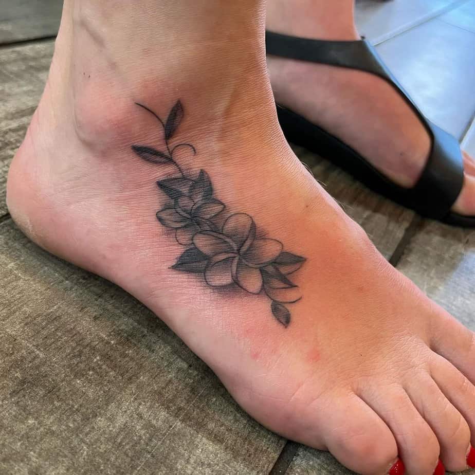 Plumeria foot design