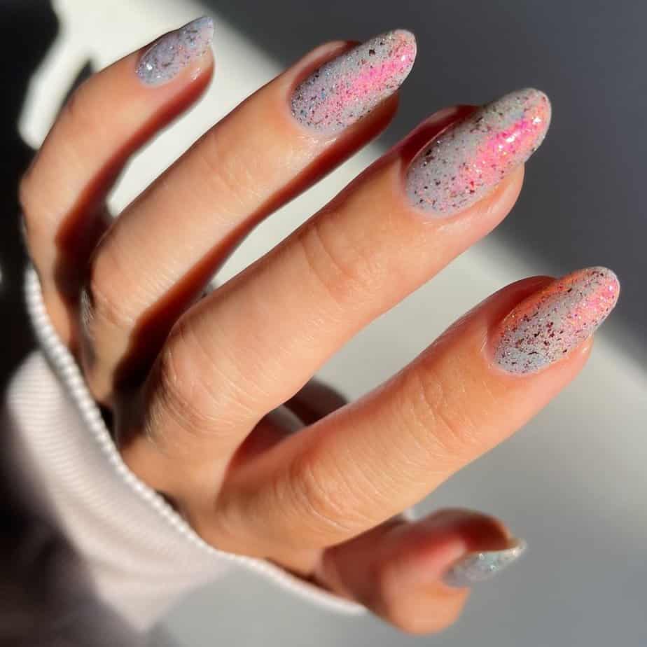 32 Gorgeous New Year's Nails for a Stylish Celebration